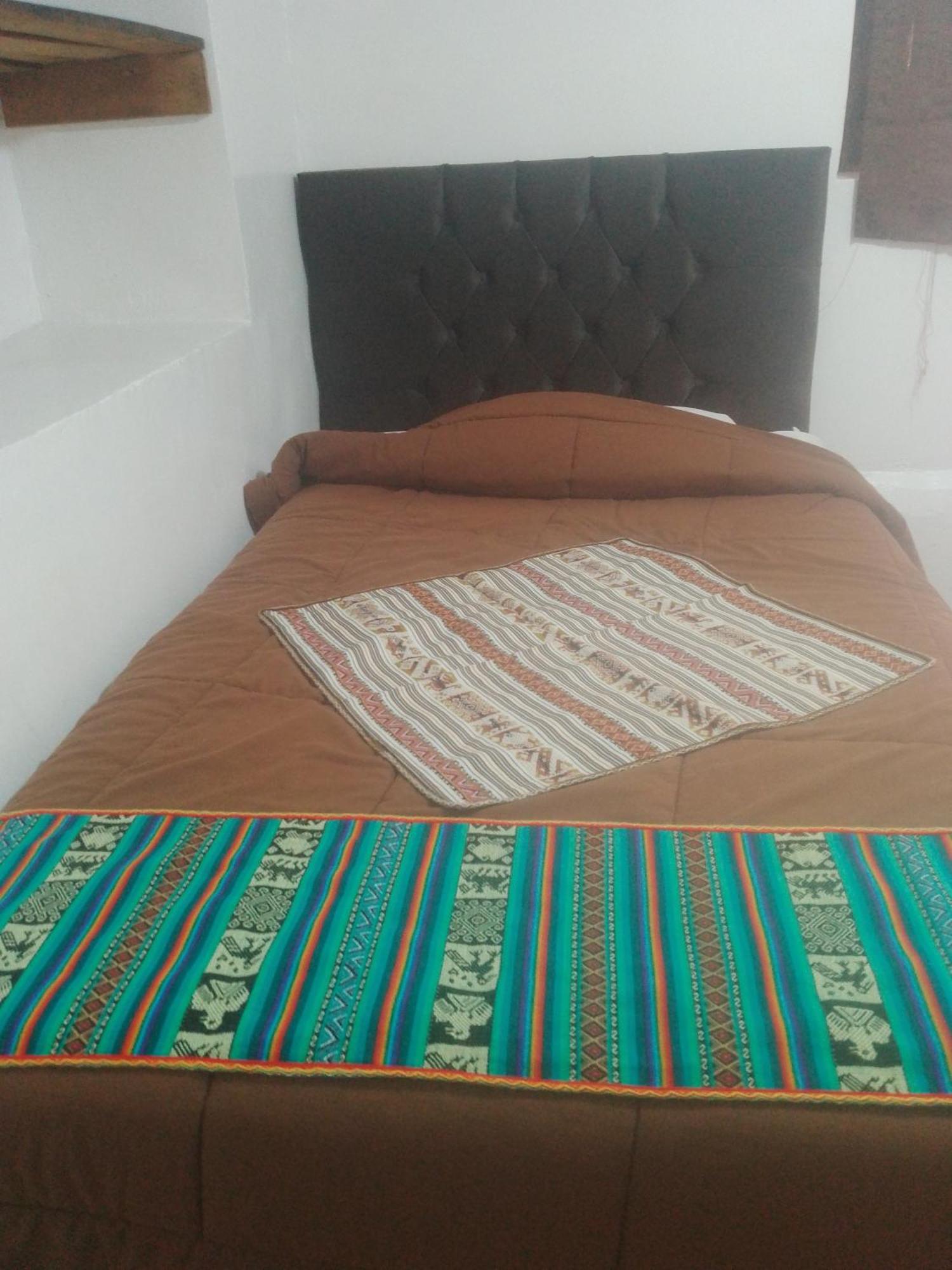 Hostal Raymi Олантаятамбо Екстериор снимка